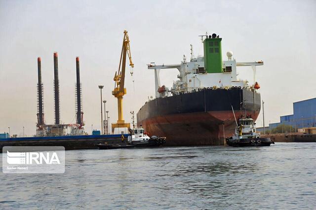 بیش از ۱۶ هزار تن کنجاله دامی با دستور قضایی از بندر امام خمینی (ره) ترخیص شد