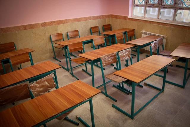 مدارس اصفهان و چند شهرستان یکشنبه هفت دی غیرحضوری شد