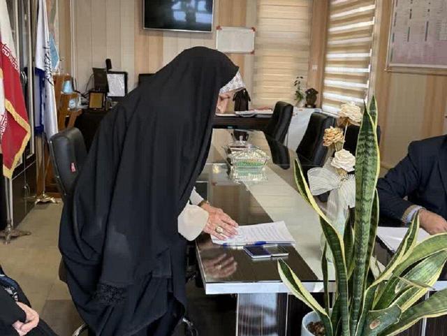 اهدای زمین برای ساخت پایگاه سلامت توسط بانوی مراغه ای