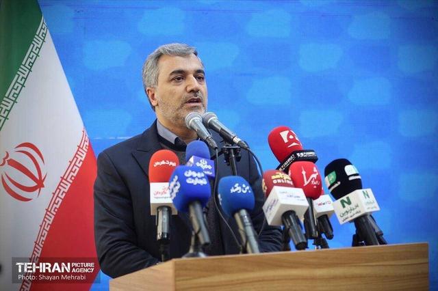 در بهمن‌ و اردیبهشت‌ماه ۱۰ بازار میوه و تره‌بار افتتاح‌ می‌شود/ فراهم شدن بستر همکاری با دولت در تأمین کالاهای موردنیاز شهروندان