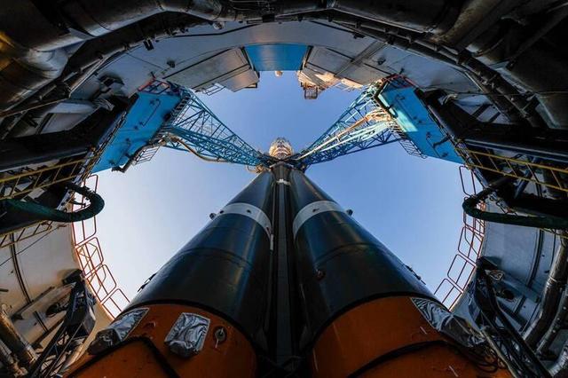 انتظار برای شلیک تاریخی سه ماهواره ایرانی