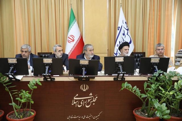 تجارت با همسایگان قابل تحریم نیست