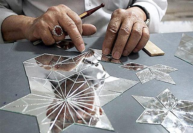 احیای هنر آیینه‌کاری در بروجرد با برگزاری دوره تخصصی صنایع‌دستی