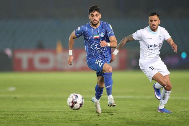 کیفیت پایین چمن شهرقدس و شعار علیه مهدی تارتار