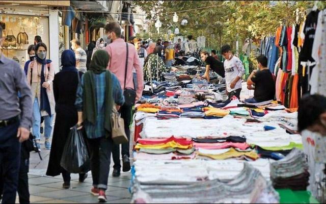 ساماندهی دستفروشان مرکز خرمآباد با حفظ معیشت فعالان تا دو هفته آینده