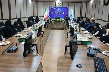 برگزیدگان مسابقه کتاب‌خوانی کارکنان و خانواده‌های درمان تأمین اجتماعی سمنان تقدیر شدند