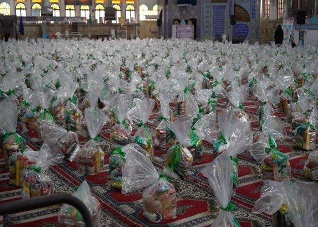 سفره‌های مهربانی رضوی در سمنان؛ توزیع هزار بسته معیشتی در ماه رجب