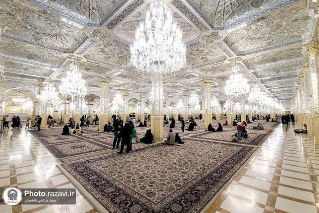 خلق زیبایی در قاب گچ و آینه و رنگ