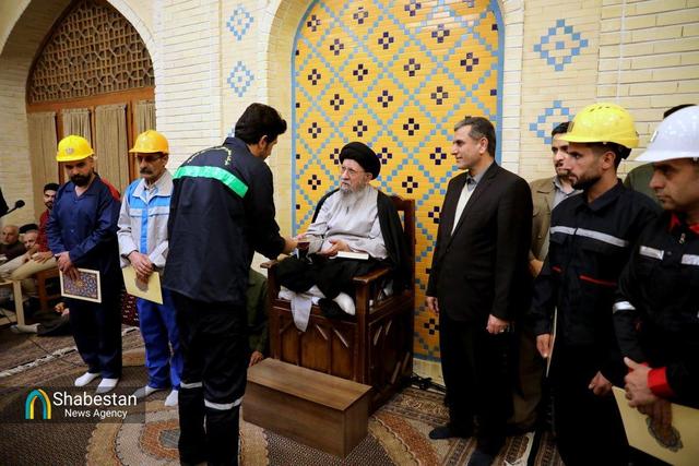 تجلیل آیت الله نورمفیدی از کارگران معدن