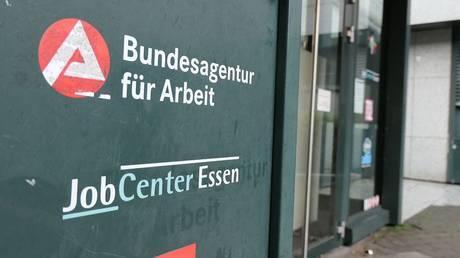 Germany faces unemployment crisis – official data
