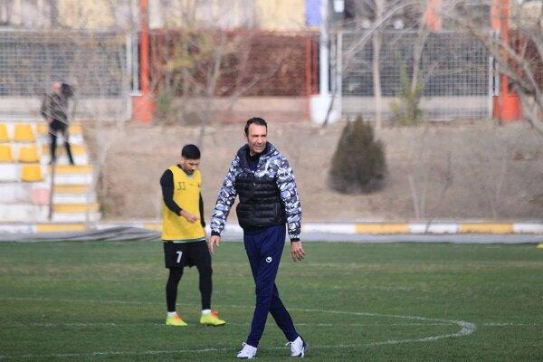 اوضاع بحرانی در سایپا و تهدید عنایتی و دستیاران به استعفاء