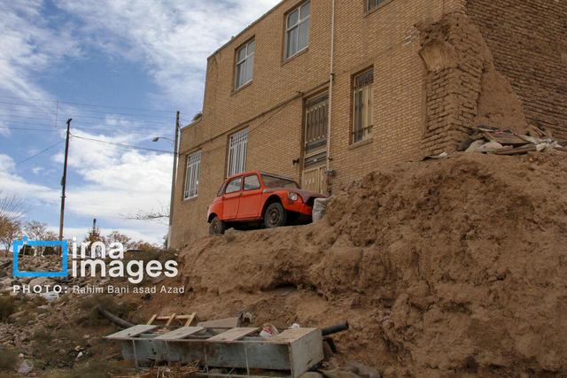 تهدید خاموش، بیخ گوش کرمان