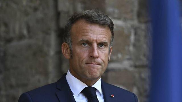 محبوبیت مکرون به پایین‌ترین حد رسید