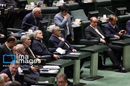 نماینده اسفراین: شرایط فروش نفت در لایحه بودجه ۱۴۰۵ مشخص شود