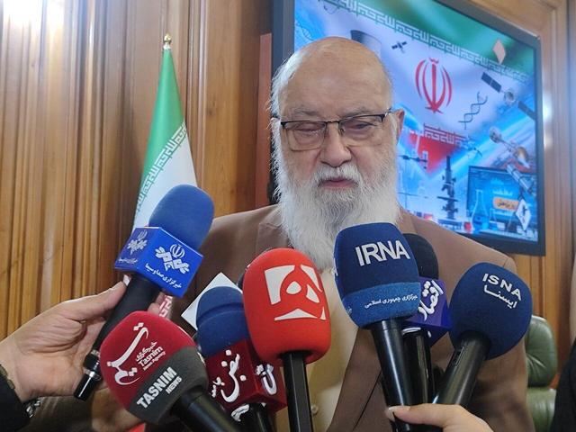 چمران: اطلاع دقیقی از انتقال مجسمه شاپور ندارم