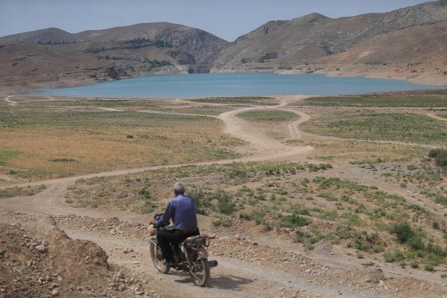 فقط ۲.۵ درصد از حجم ذخیره سدهای مشهد آب دارد