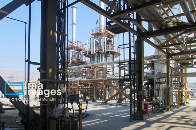 تحقق اهداف برنامه هفتم نیازمند ۴۴ میلیارد دلار سرمایه‌گذاری در بخش پتروشیمی است