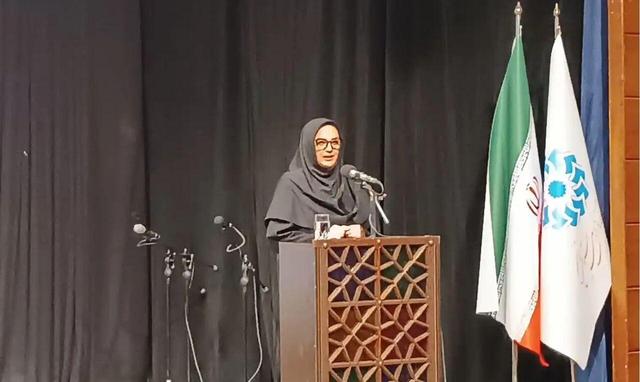 کامران فانی معیار مسوولیت‌پذیری برای نسل کتابدار بود