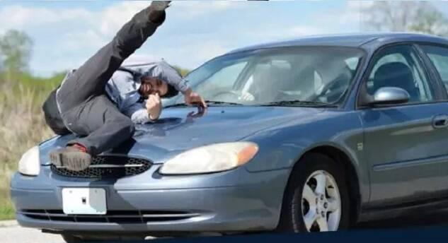 فیلم/ اخاذی با تصادف‌ ساختگی از خودروهای گران قیمت