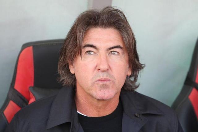 ساپینتو فعلا ماندنی شد