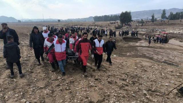 ۴ فوتی و یک مفقودی در سیلاب اخیر خوزستان/ امدادرسانی هلال‌احمر ادامه دارد