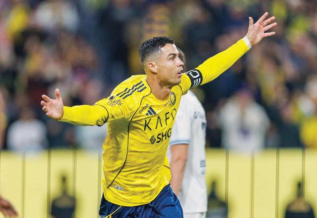 رونالدو رکورد ۴۰تایی‌ها را نگه داشت | رکورد هت‌تریک‌کردن کریس در خطر!