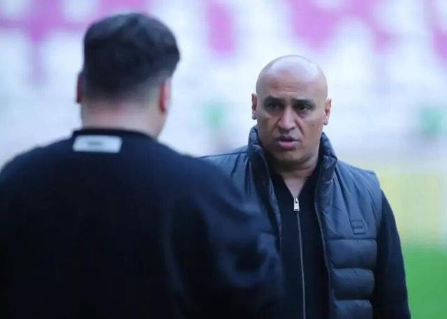 عکس | منصوریان “سلطان” عراقی‌ها شد