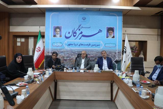 تصمیمات مهم استاندار هرمزگان برای آبشورک و چهچکور