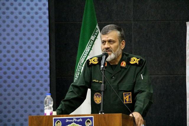 رفیعی: بازار مؤمن قزوین ستون پشتیبانی جبهه‌ها بود