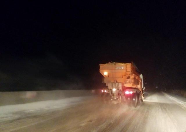شن پاشی و برف روبی محور خوی- مرند