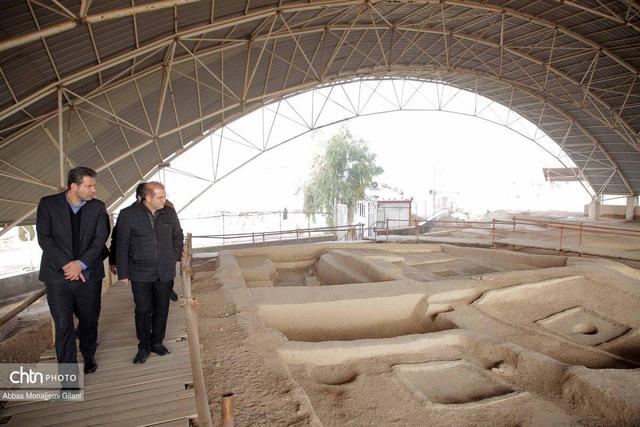 بازدید مدیرکل امور پایگاههای میراثملی وزارت میراثفرهنگی از آثار تاریخی قم