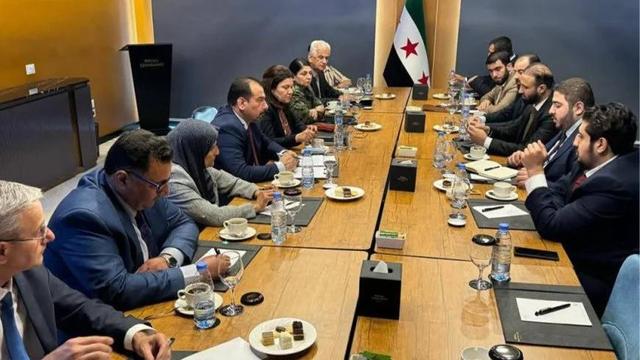 سفر مظلوم عبدی به دمشق به دلایل فنی به تعویق افتاد