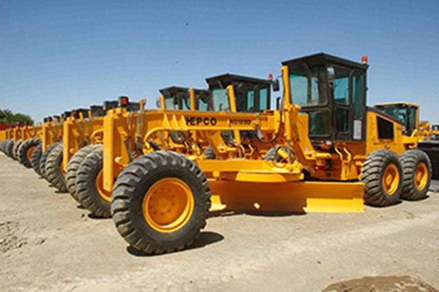 توزیع ۴۳۰ دستگاه ماشین‌آلات راهداری وارداتی در کشور/ نیاز به نوسازی هزار دستگاه در سال