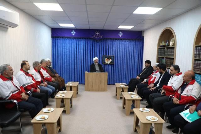 نماینده ولی فقیه در سمنان: هلالاحمر با ترویج همدلی گرهگشای مشکلات کشور باشد