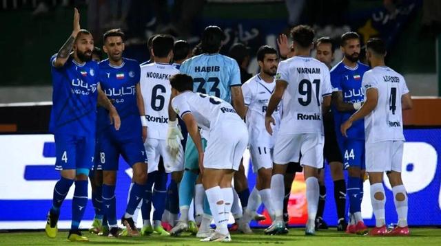 خرید بازیکن برای استقلال رسما ممنوع شد!