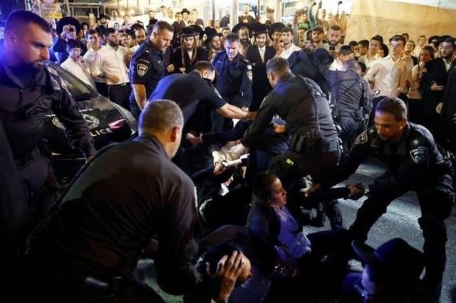 از چکِ افسری پلیس تا به جان هم افتادن صهیونیست‌ها..!