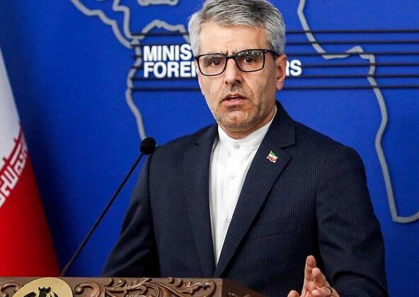 فیلم/پاسخ سخنگوی وزارت خارجه با لهجه یزدی به سوال یک خبرنگار