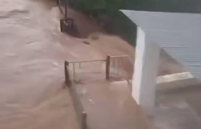 فیلم/ وقوع سیل در جنوب اسپانیا