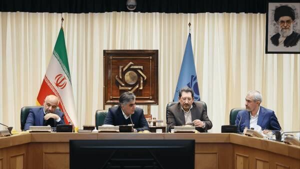 تشکیل فوری جلسه تیم اقتصادی دولت با موضوع دلار و معیشت