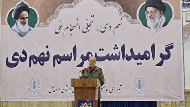 دفاع مقدس ۱۲ روزه جنگ با قدرت‌های غربی و ناتو بود