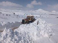 بازگشایی راه ارتباطی بیش از ۱۷۰۰ روستای آذربایجان‌غربی