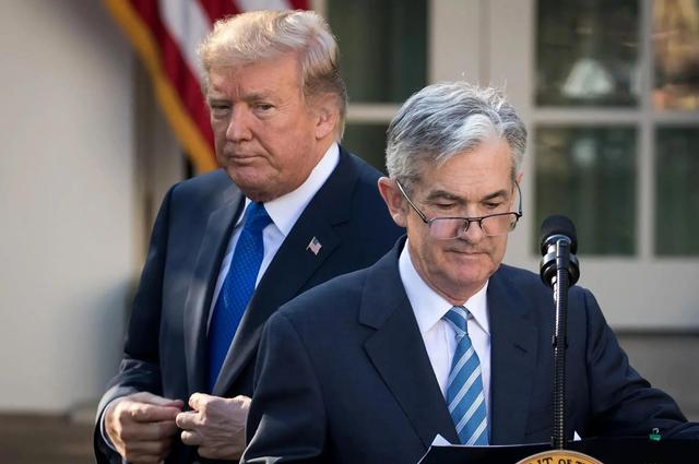 ترامپ رئیس فدرال رزرو را به شکایت تهدید کرد