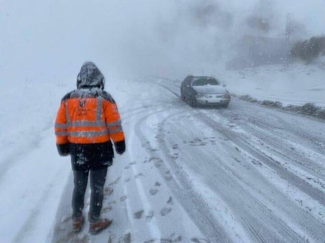 محور برهان به دلیل کولاک مسدود است