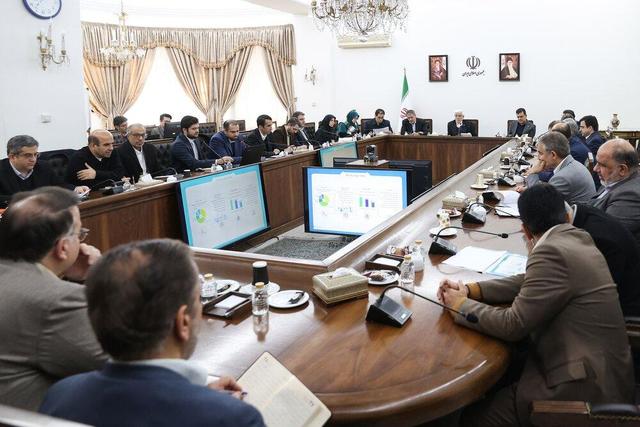 عارف: برای استفاده از فناوری‌های نوین به هم‌افزایی دستگاه‌های مختلف نیازمندیم