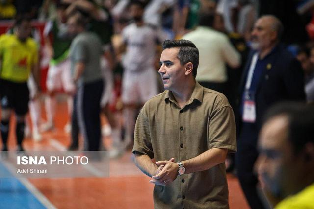 سرمربی تیم فوتسال گیتی‌پسند: تساوی عادلانه بود/ تعطیلی ۴۵ روزه لیگ ظلم به باشگاه‌هاست