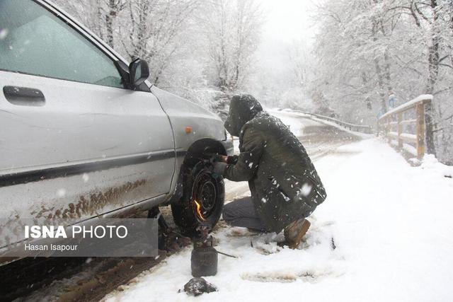 انسداد تعدادی از محورهای استان سمنان در اثر برف و بوران
