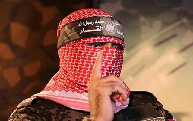 تصاویر تازه از فرزندان خردسال شهید ابوعبیده، فرمانده‌ نقاب‌دار قسام | تصاویر