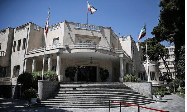 واکنش آقای وزیر به شایعه استعفایش