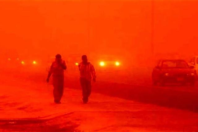 ببینید | آسمان عراق سرخ شد