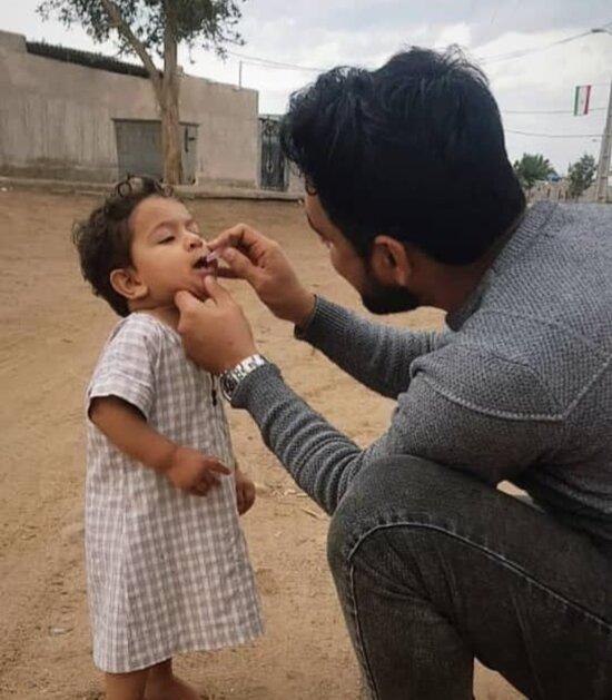 آغاز طرح دو مرحله‌ای ریشه‌کنی فلج اطفال در غرب هرمزگان